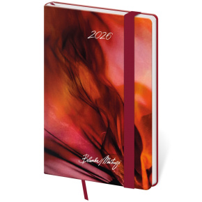 Diár 2026 týždenný vreckový Vario - Matragi Red s gumičkou Diár 2026 týždenný vreckový Vario - Matragi Red s gumičkou