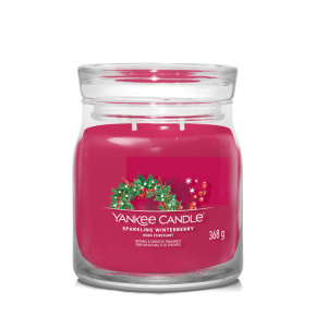 Sviečka Yankee Candle - SPARKLING WINTERBERRY, stredná Sviečka Yankee Candle - SPARKLING WINTERBERRY, stredná